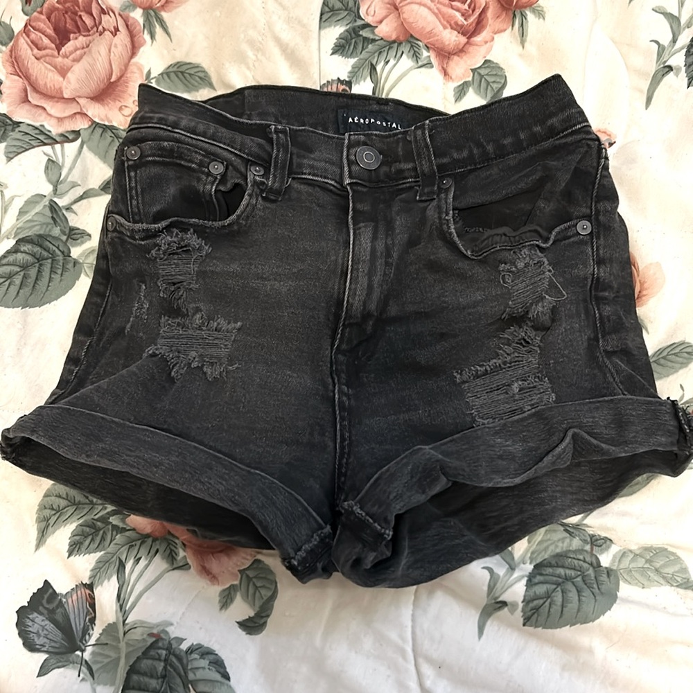 Aeropostale black ripped mom shorts size 8